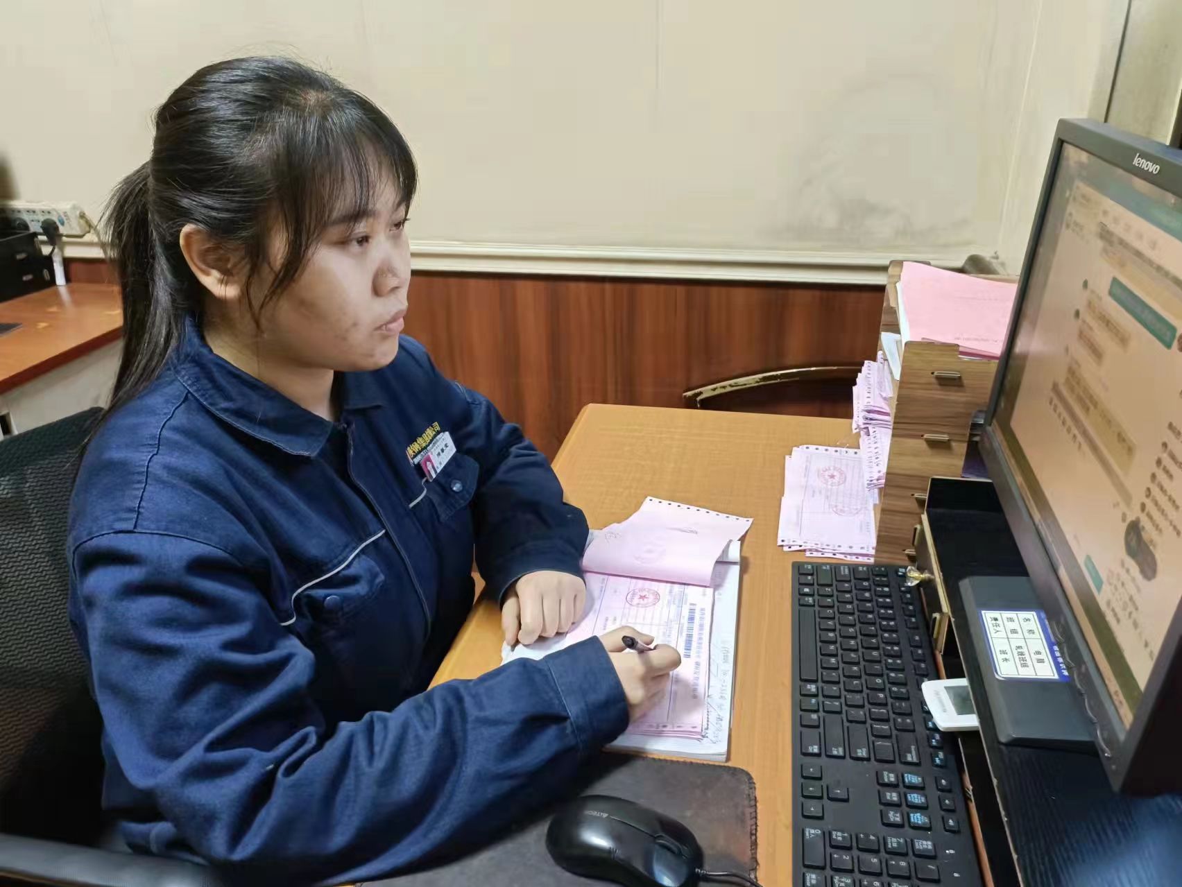 大學生上講臺 以講促學求實效