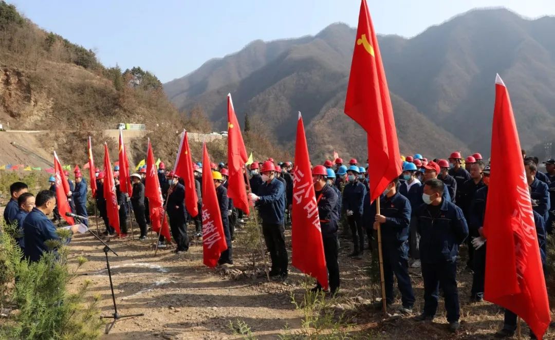 握指成拳重攻堅 打出降本增效“組合拳” 握指成拳重攻堅 打出降本增效“組合拳”