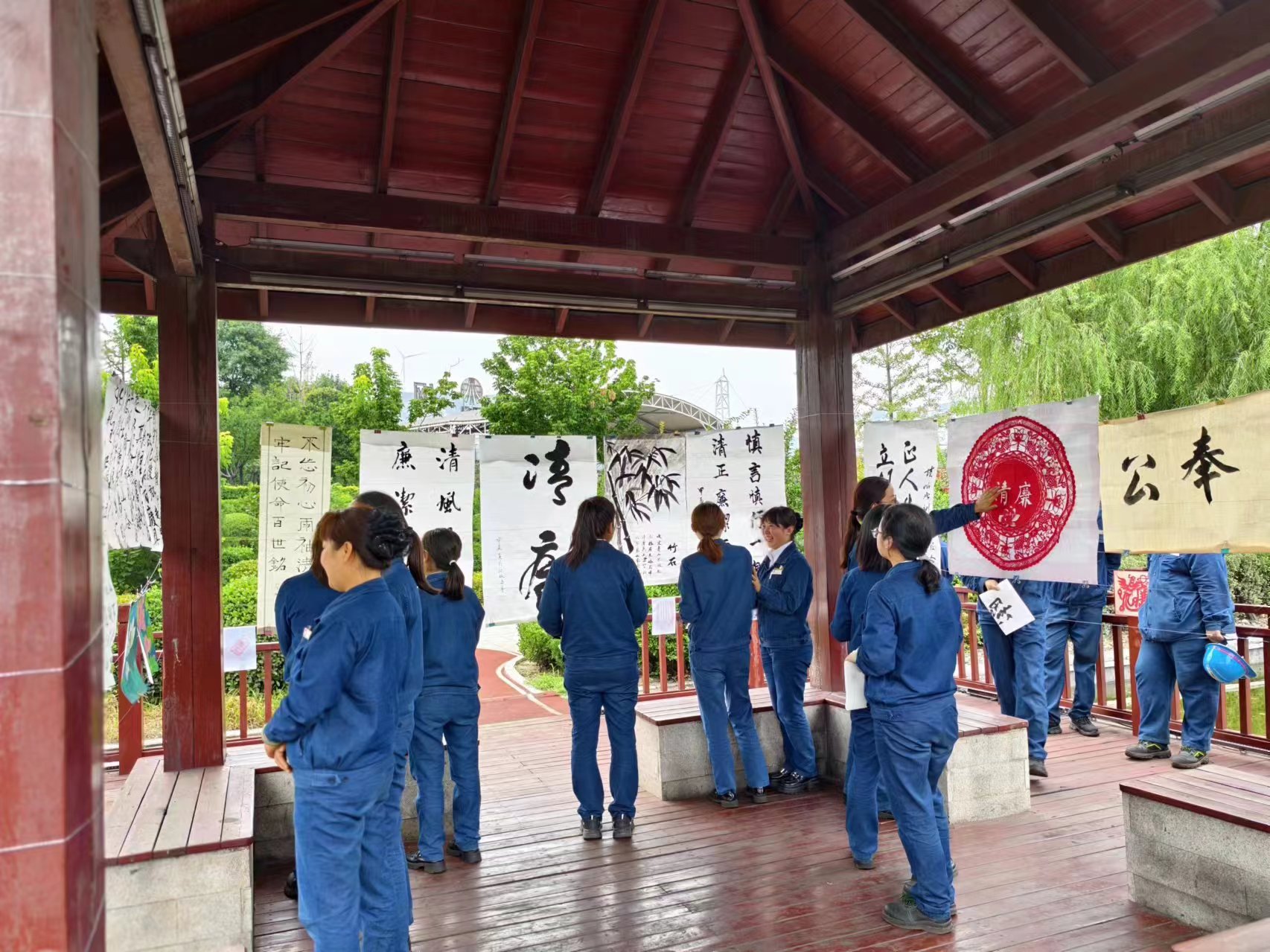 翰墨頌清風 廉潔潤鋼城——陜鋼集團紀檢監察學會龍鋼分會組織開展廉潔文化作品展