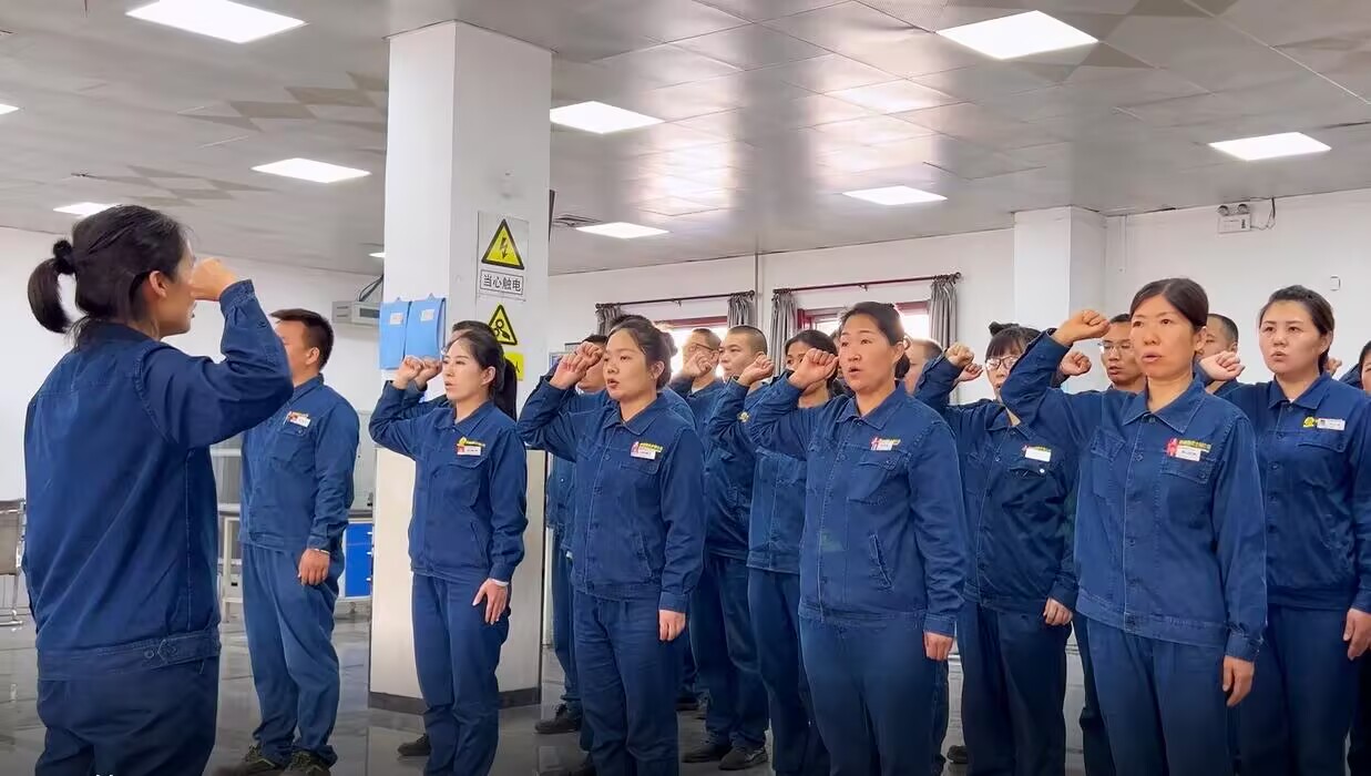精益求精樹質檢權威 追求卓越讓顧客滿意 ——記全國質量信得過班組建設水平“五星級”班組檢驗計量中心產品質量檢驗班