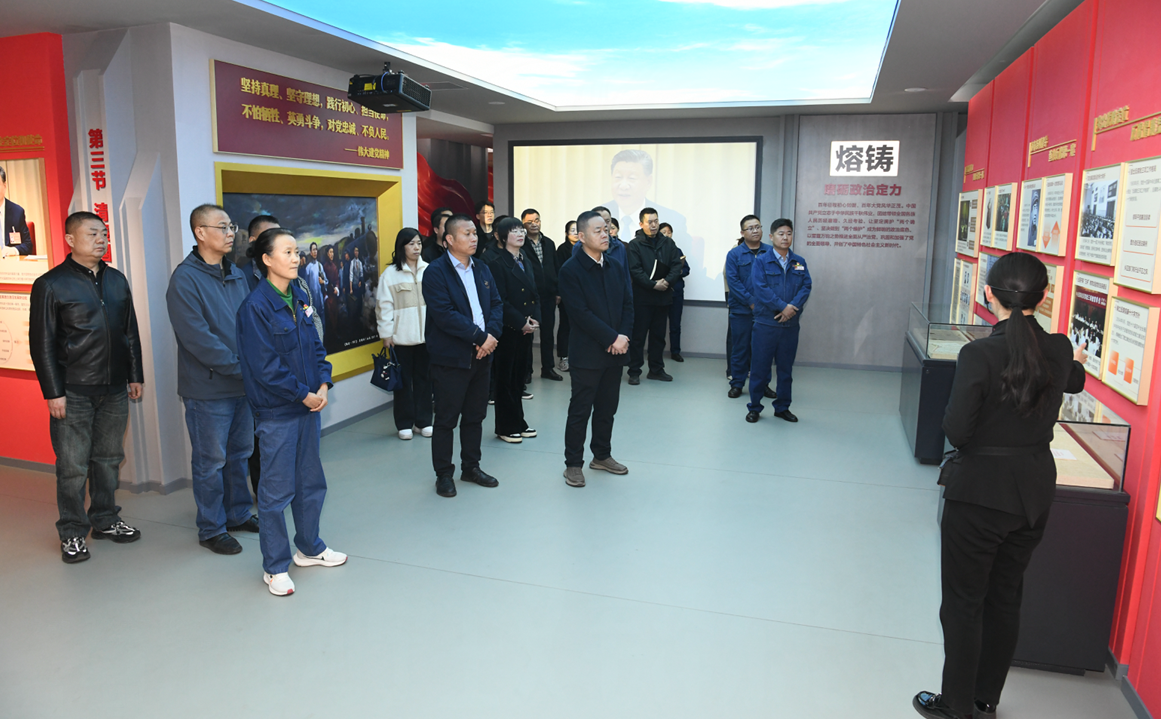 觀廉政展館，敲廉潔警鐘