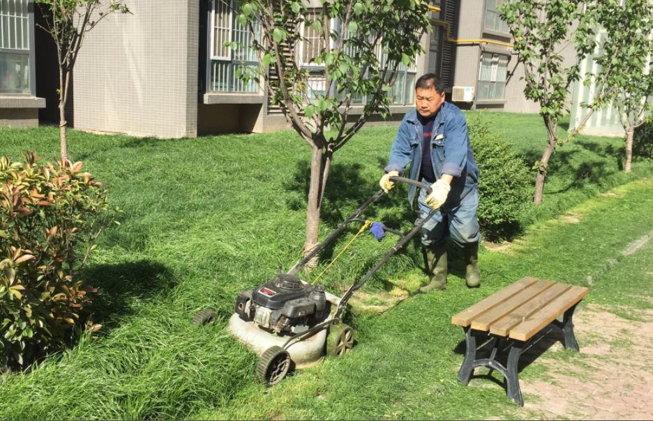 用愛心守護業主，用行動扮靚家園